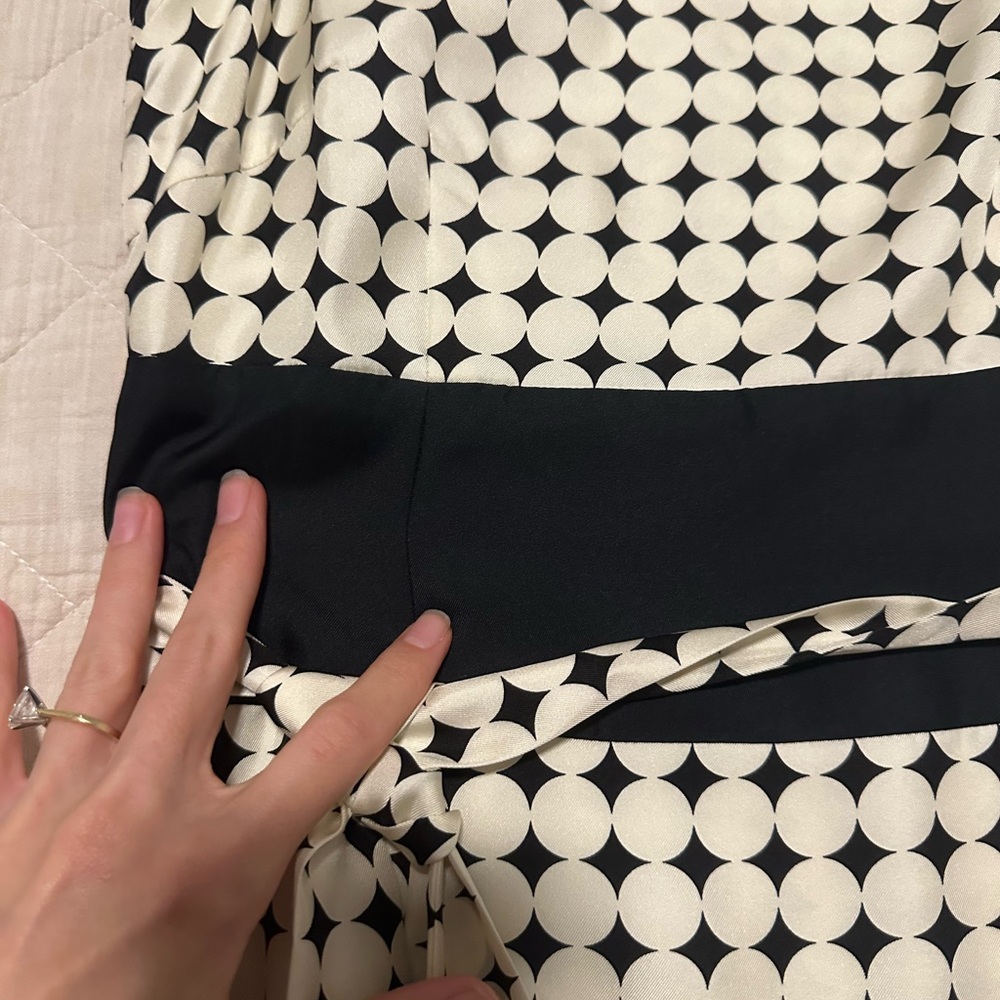 100% silk Talbots polka dot dress - Picture 9 of 9